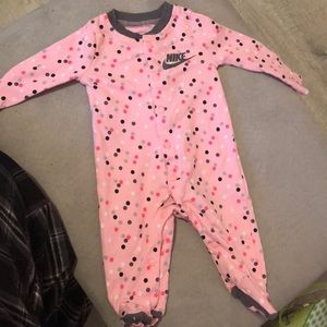 newborn outfit only worn once perfect condition